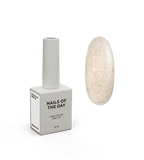 NAILSOFTHENIGHT Reflective base 04 - base reflectante de camuflaje con brillo (beige-lechoso), 10 ml
