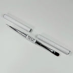 NAILSOFTHEDAY Professional Brush 2-in-1: Liner + Oval — pincel profesional metálico de doble cara con tapas, diseñado para trazos finos y para la aplicación de gel. Liner de 11 mm + óvalo plano de 11 mm.
