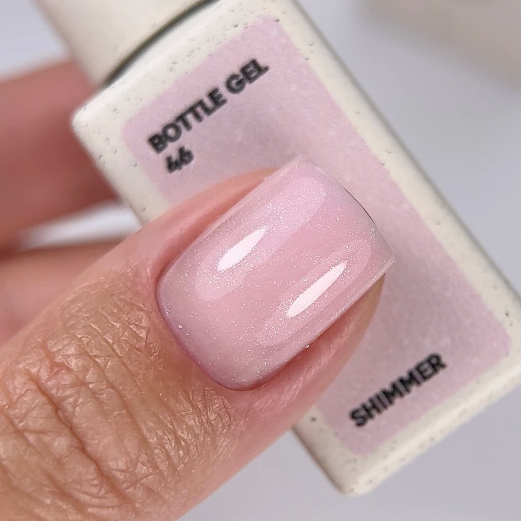 NAILSOFTHEDAY Bottle Gel 46 Shimmer — gel ultrarresistente rosa lechoso con shimmer plateado para reforzar las uñas, 10 ml