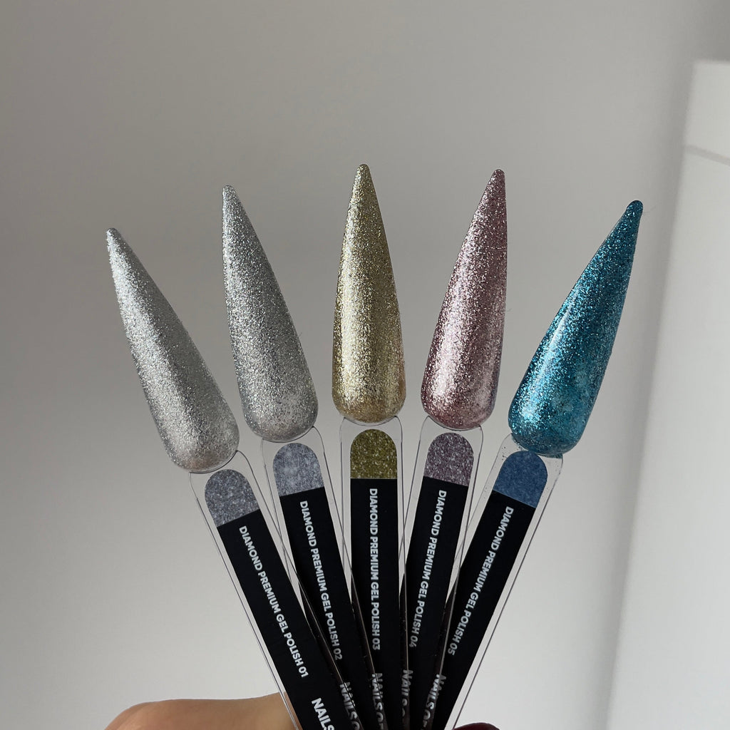 NAILSOFTHENIGHT Diamond Premium gel - gel polish 02 — esmalte semipermanente plateado con finas hojas metálicas para uñas, 5 ml