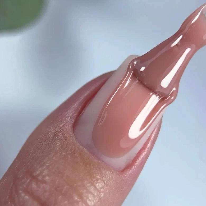 Nailsoftheday Cover base NEW Formula 09: base de camuflaje que cubre las uñas en color nude moderno, 10 ml