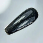 NAILSOFTHENIGHT Deniels gel polish — esmalte en gel negro pigmentado con shimmer plateado reflectante para uñas, 10 ml