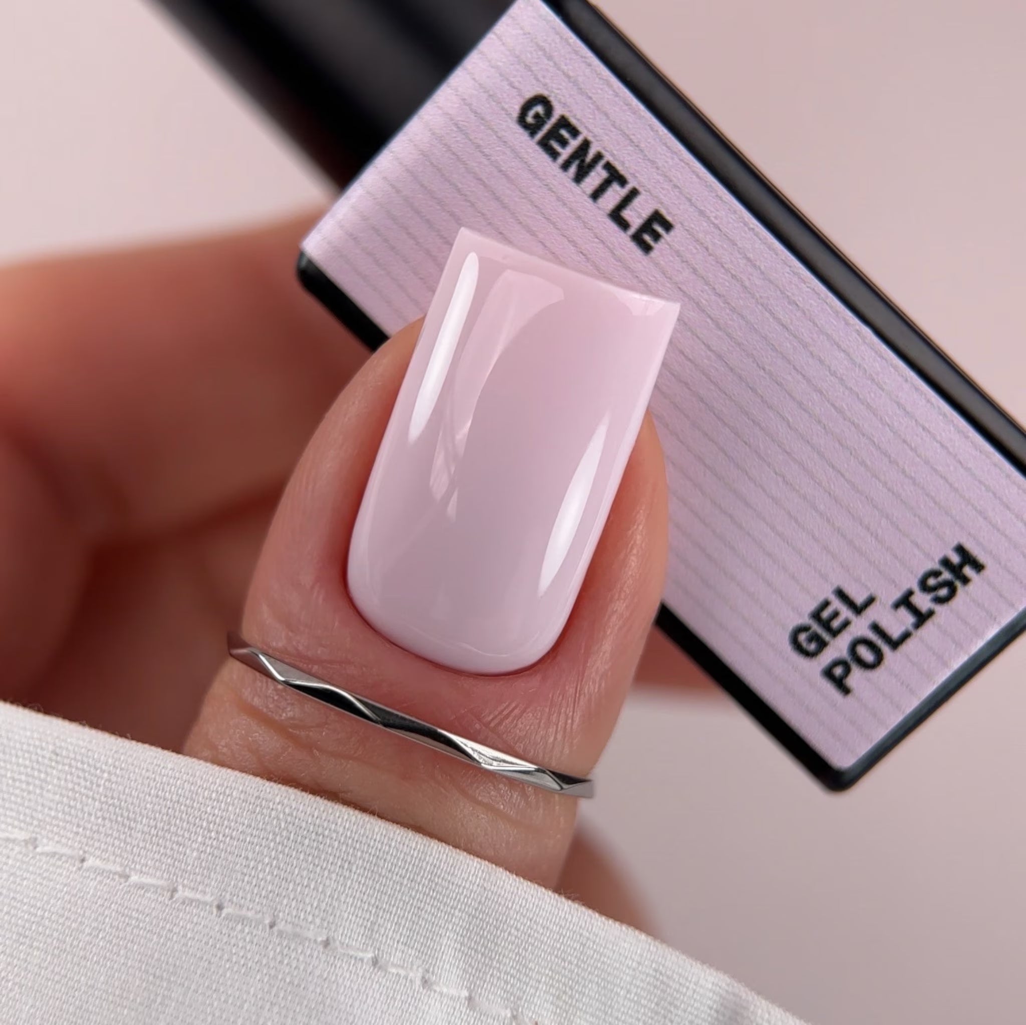 BIBLIOTEKA Esmalte Semipermanente Nº59 Gentle – rosa apagado, 10 ml