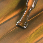 BIBLIOTEKA Esmalte Cat Eye Nº 11 Flame — Cobre anaranjado, 10 ml