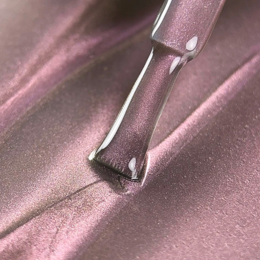BIBLIOTEKA Esmalte Cat Eye Nº 15 Nebula — Lila-rosa, 10 ml