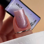 BIBLIOTEKA Esmalte semipermanente efecto ojo de gato Nº 23 Lolly – lila claro, 10 ml