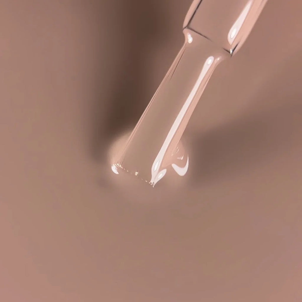 BIBLIOTEKA Esmalte Nº 34 Clay — Tono tierra suave, 10 ml