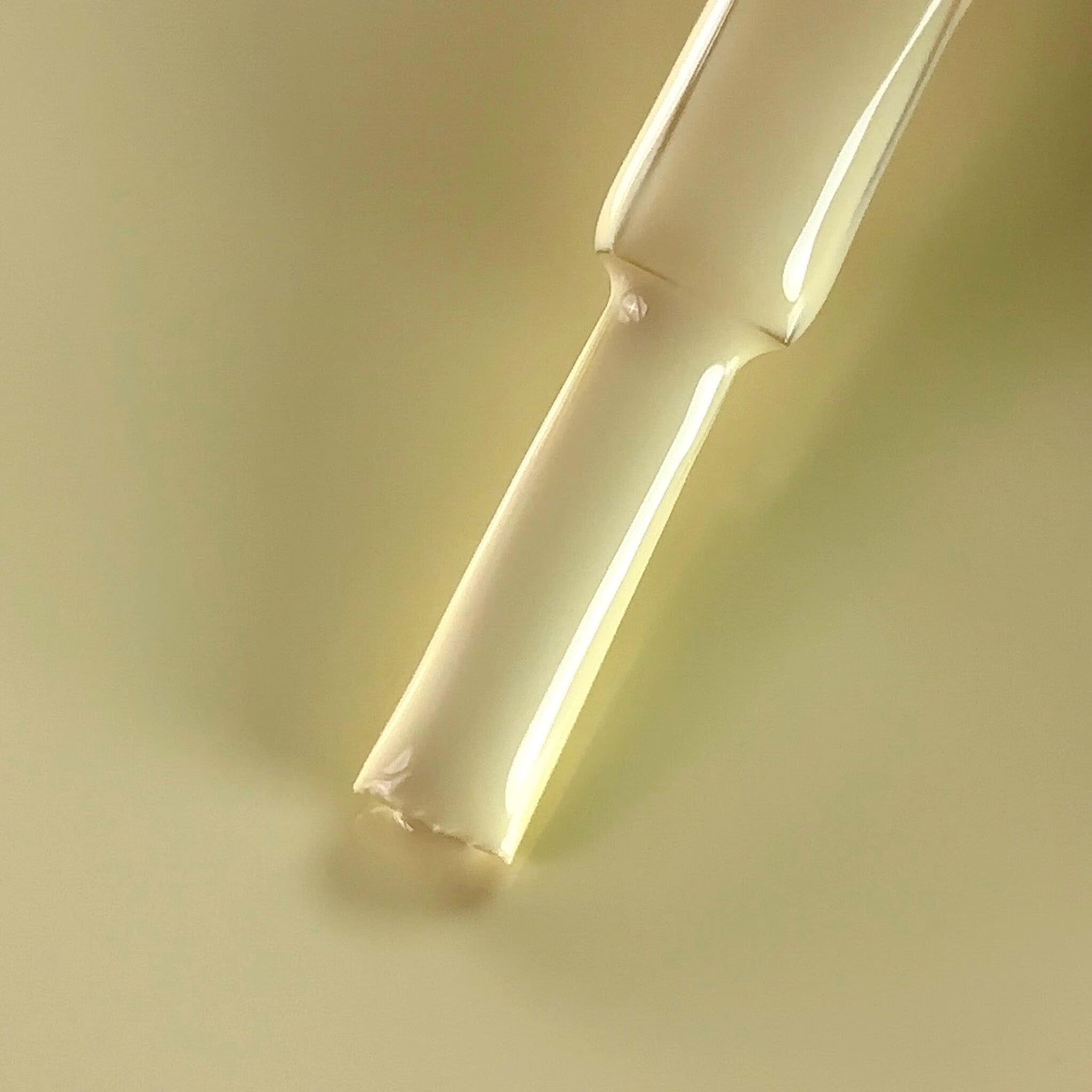 BIBLIOTEKA Esmalte Semipermanente Nº57 Lightly – amarillo claro (butter yellow), 10 ml