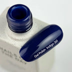 NAILSOFTHEDAY Gel Polish Indigo — esmalte semipermanente azul índigo intenso con cobertura completa en una sola capa. 10 ml.