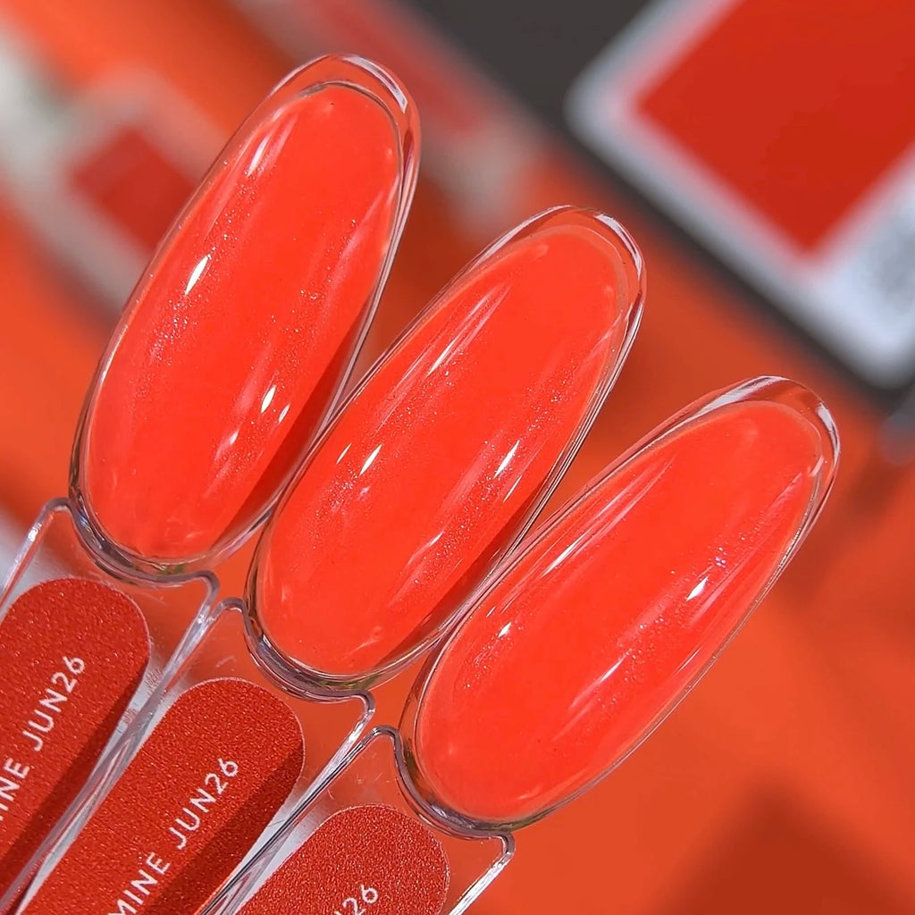 NAILSOFTHEDAY Color of the Month Junio 2026 Dopamine — frambuesa anaranjado con un ligero brillo, cubre en una capa, 10 ml