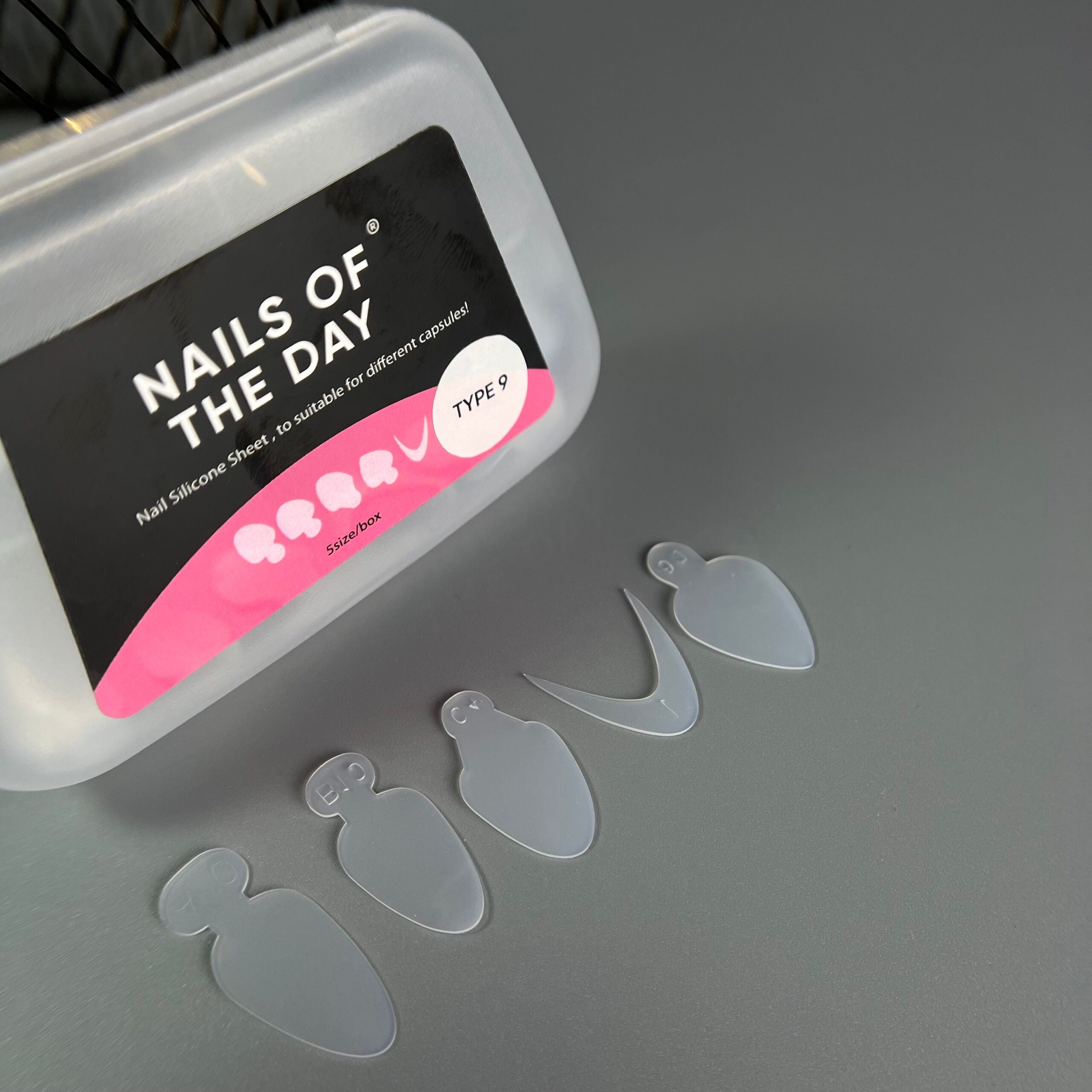 NAILSOFTHEDAY French tips guide (Type 9) - plantillas de silicona para formas superiores, 60 piezas