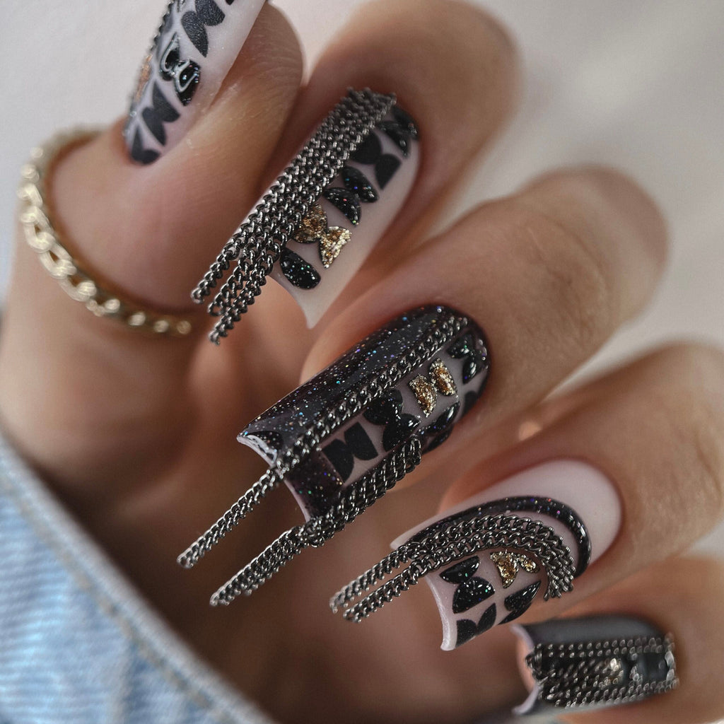 NAILSOFTHENIGHT Manhattan gel polish -  esmalte semipermanente reflectante negro con brillo holográfico para uñas, 10 ml