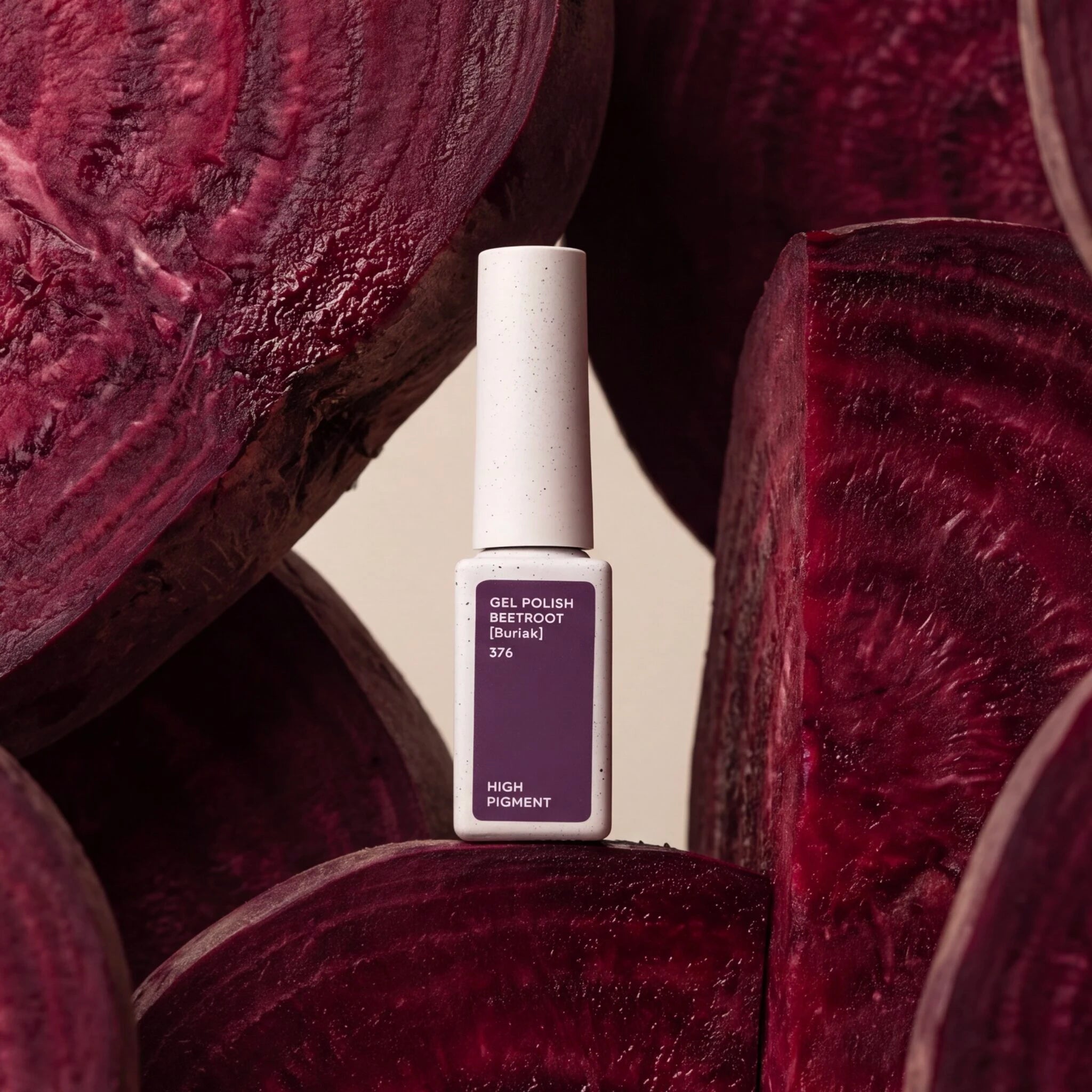NAILSOFTHEDAY Gel Polish Beetroot [Buriak] 376 – esmalte color púrpura remolacha con cobertura en una sola capa, 10 ml