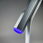 NAILSOFTHEDAY Metal Line Lamp: una linterna de metal con soporte para formas superiores/inferiores