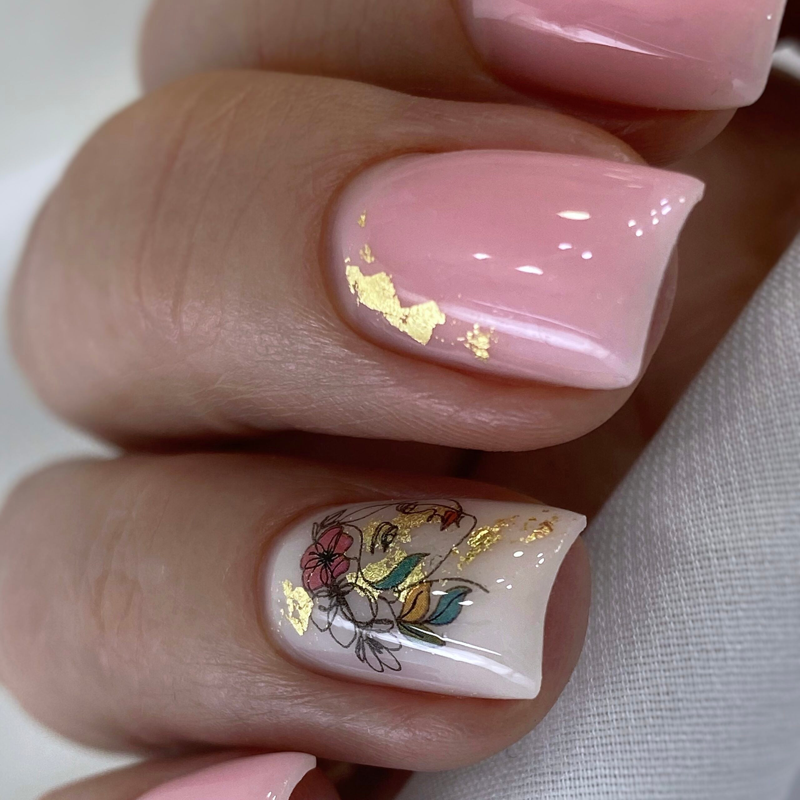 NAILSOFTHEDAY Bottle gel 03 – gel ultrafuerte rosa claro, 10 ml