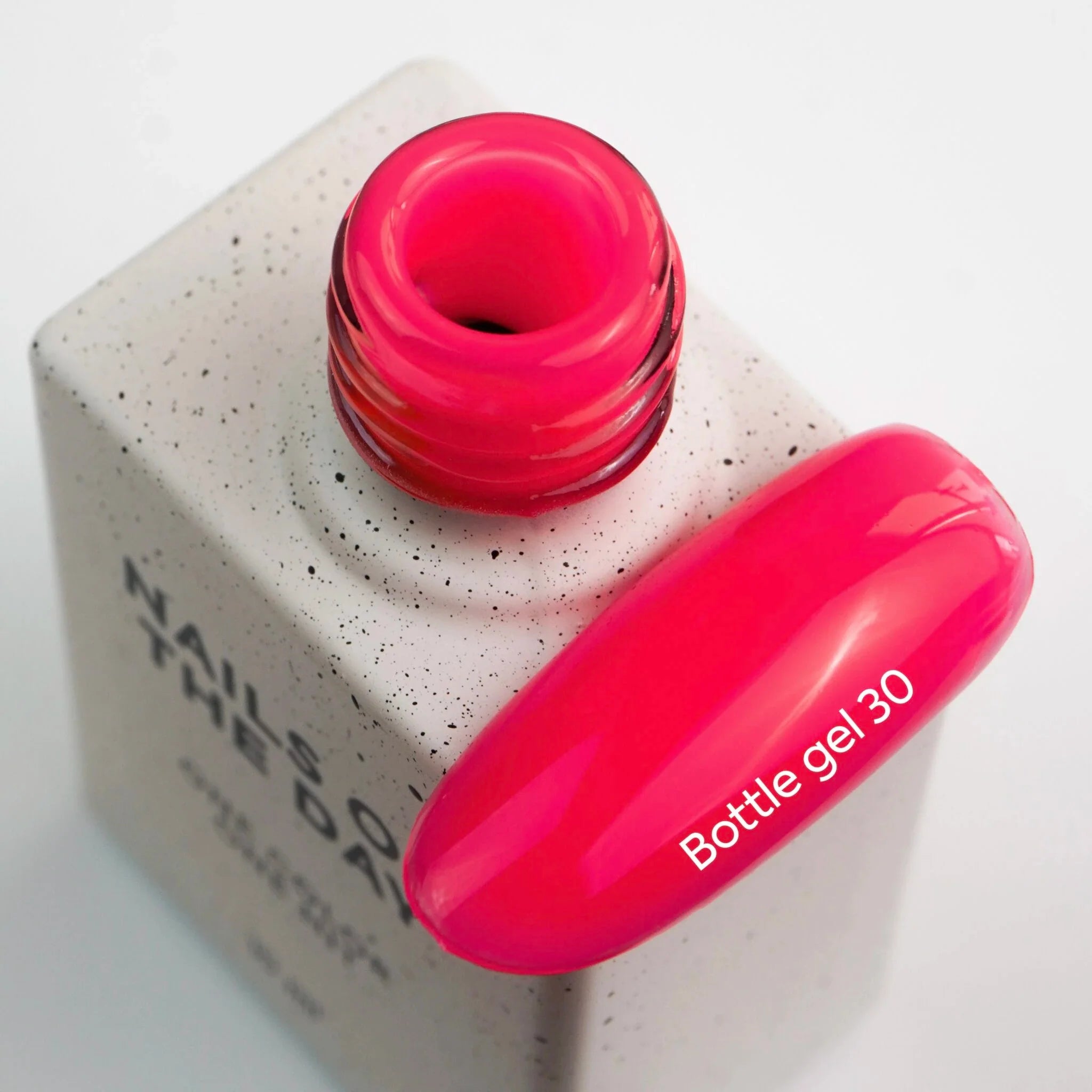 NAILSOFTHEDAY Bottle Gel 30 – gel ultraresistente frambuesa neón para el refuerzo de uñas, 10 ml