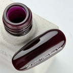 NAILSOFTHEDAY Gel Polish Odesa Black 366 – esmalte semipermanente tono vino muy oscuro, casi negro, con cobertura en una sola capa, 10 ml