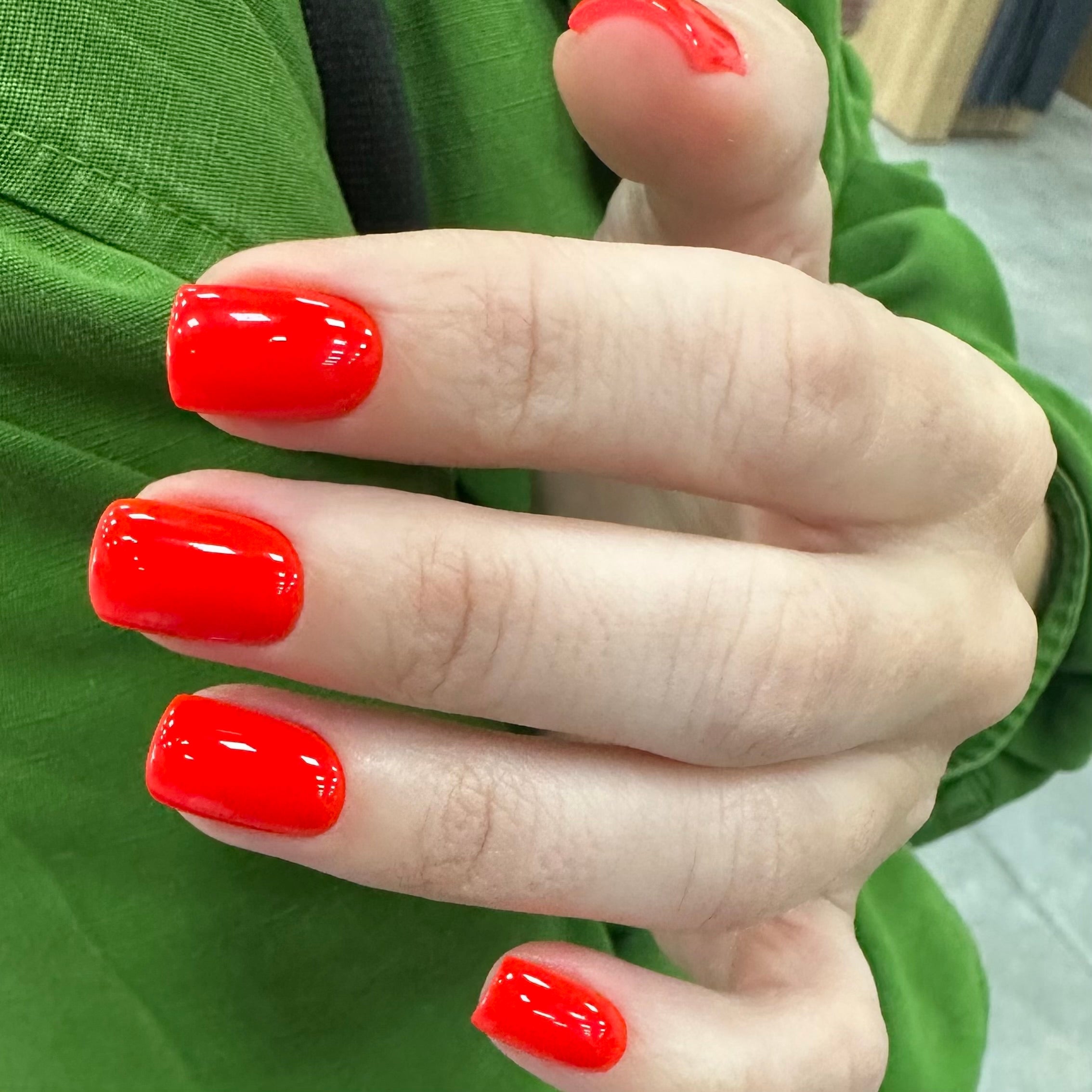 NAILSOFTHEDAY Let's Special Red: esmalte semipermanente  rojo especial que se superpone en una capa, 10 ml