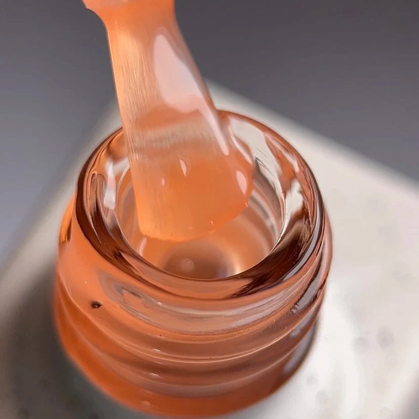 NAILSOFTHEDAY Cover Base 44 Light Pigment – base para uñas color melocotón semitransparente con pigmentación ligera, 10 ml