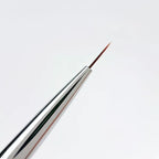 NAILSOFTHEDAY Professional Brush Liner — pincel profesional metálico con tapa, diseñado para trazos finos y detalles, liner de 8 mm.