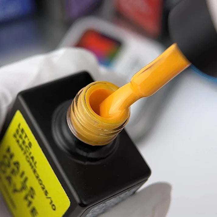 NAILSOFTHEDAY Let’s special Pantone2025/10 — esmalte semipermanente amarillo soleado, que cubre en una capa, 10 ml.
