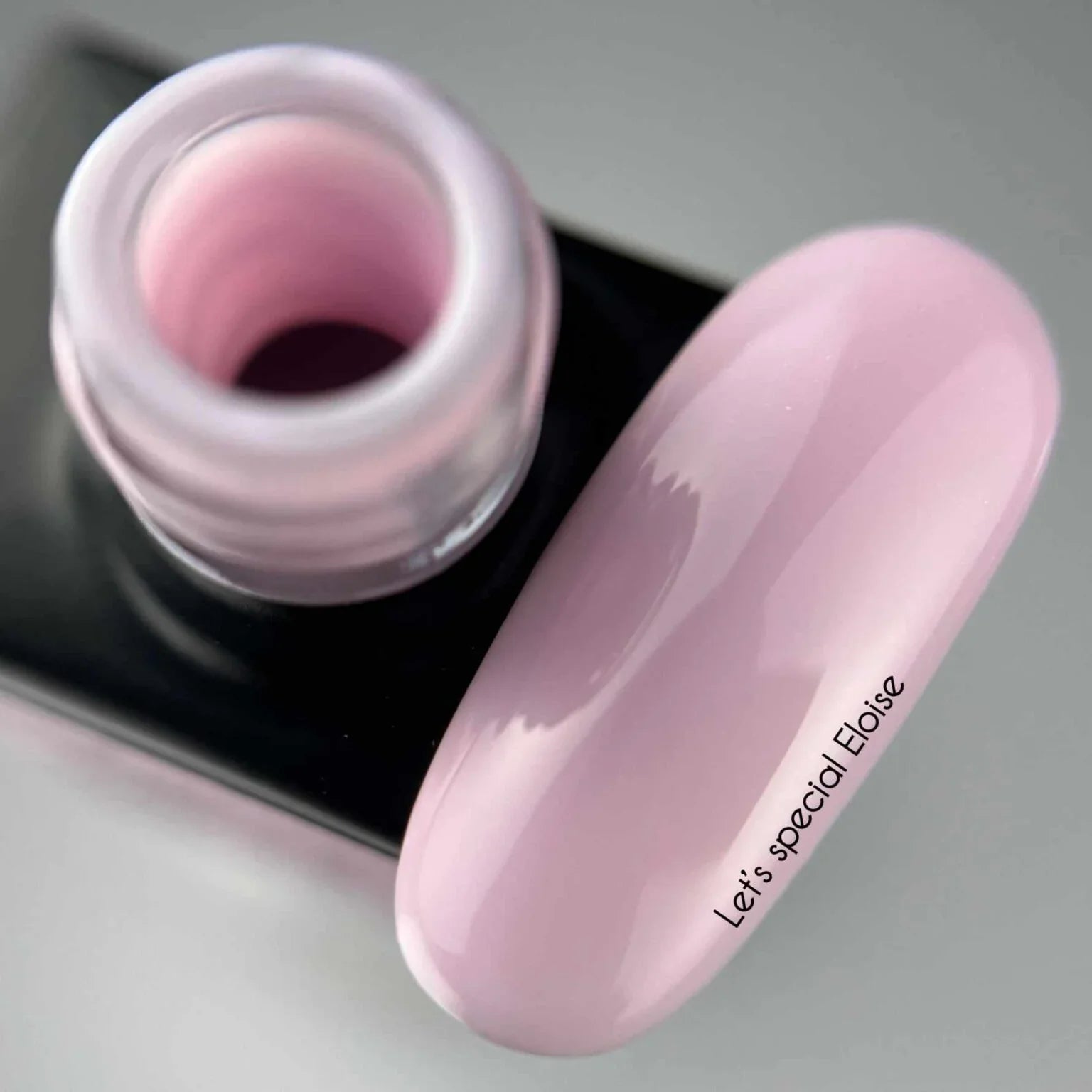 NAILSOFTHEDAY Let’s special Eloise — esmalte semipermanente rosa frío con brillo fino, 10 ml