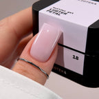 BIBLIOTEKA Builder Gel Nº 18 Petal LUSTER – Rosa suave con shimmer