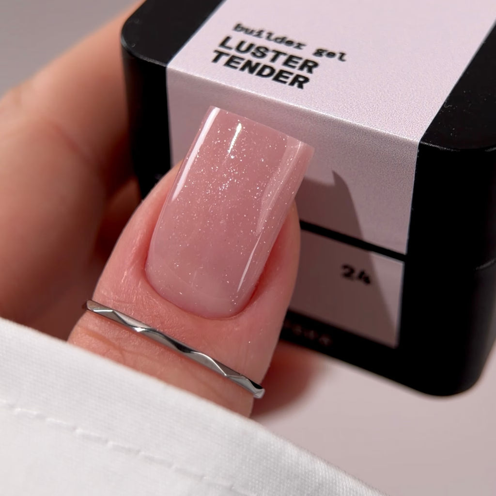 BIBLIOTEKA Builder Gel Nº 24 LUSTER Tender – Nude delicado con shimmer