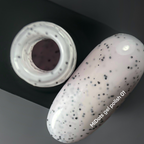 NAILSOFTHEDAY MiDots gel polish 01: esmalte semipermanente rosa lechoso con puntos negros para uñas, 10 ml