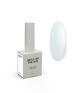 Nailsoftheday Cover base NEW Formula milk 06 — un tono lechoso, semitransparente con brillo azul que crea un efecto de tono más frío, una base de camuflaje para uñas, 10 ml.