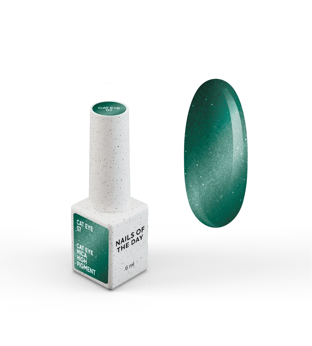 NAILSOFTHEDAY Gel Polish Cat Eye 07 — esmalte semipermanente verde efecto ojo de gato con partículas metálicas finas y un ligero efecto reflectante. Cobertura total en una sola capa. 6 ml.