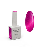 NAILSOFTHEDAY Color del Mes Junio 2025 Cherry Kiss — rosa intenso con efecto ojo de gato, cobertura total en una sola capa, 10 ml