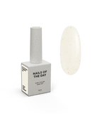 NAILSOFTHEDAY Let’s special Daphne — esmalte semipermanente lechoso con brillo dorado, 10 ml