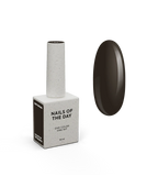 NAILSOFTHEDAY Color of the Month Noviembre 2025 — Deep Brown: tono marrón profundo con matiz de chocolate, cubre en una sola capa, 10 ml.