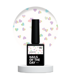 NAILSOFTHEDAY Kupidon Top 04 — top coat con corazones holográficos, sin capa pegajosa, 10 ml.