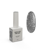 NAILSOFTHENIGHT Martini gel polish - esmalte semipermanente reflectante plateado para uñas, 10 ml