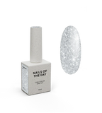 NAILSOFTHEDAY Paradise 01 — esmalte semipermanente plateado que cubre la uña con una sola capa, 10 ml