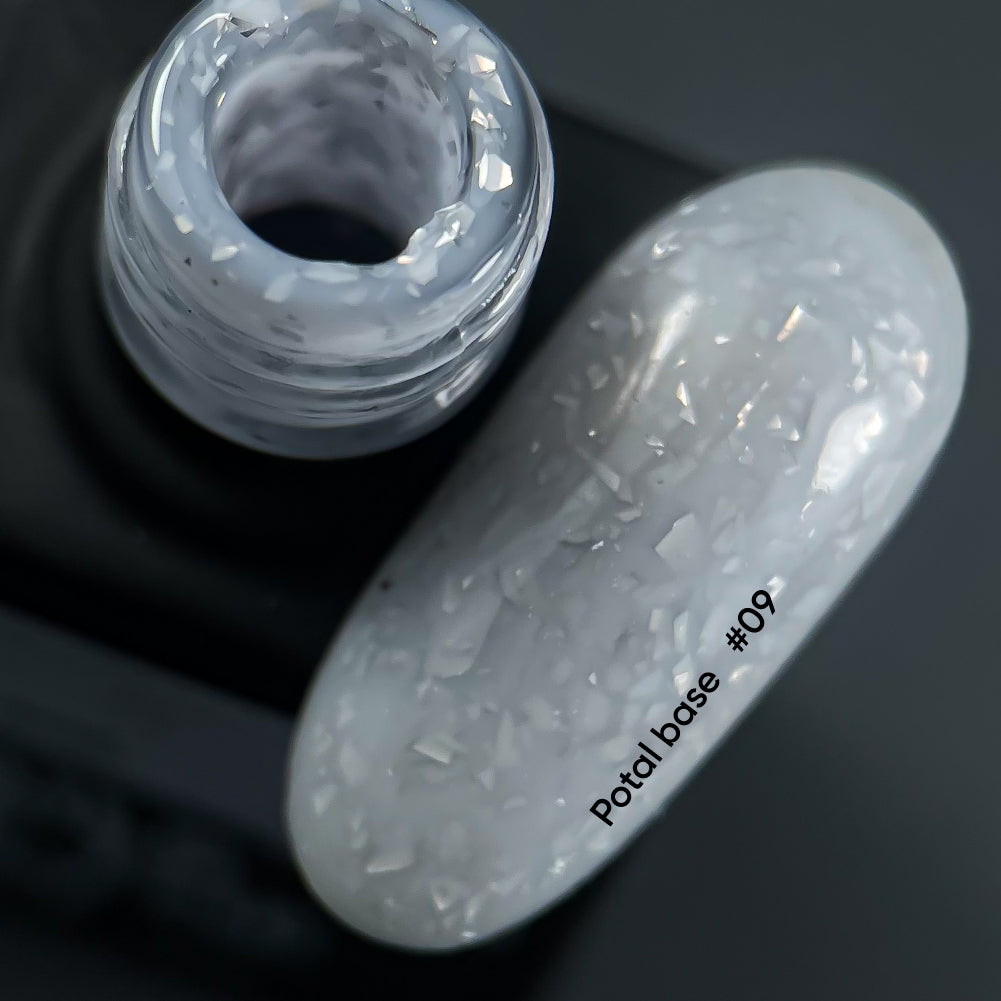 NAILSOFTHEDAY Potal base 09 - base de plata lechosa con decoracion plateada, 10 ml
