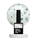 NAILSOFTHEDAY Potal base 30 — base lechosa con brillo negro y verde, 10 ml
