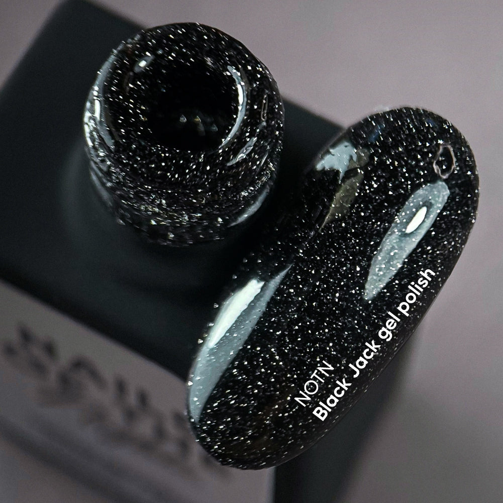 NAILSOFTHENIGHT Black Jack gel polish - esmalte semipermanente reflectante negro con brillo plateado para uñas, 10 ml