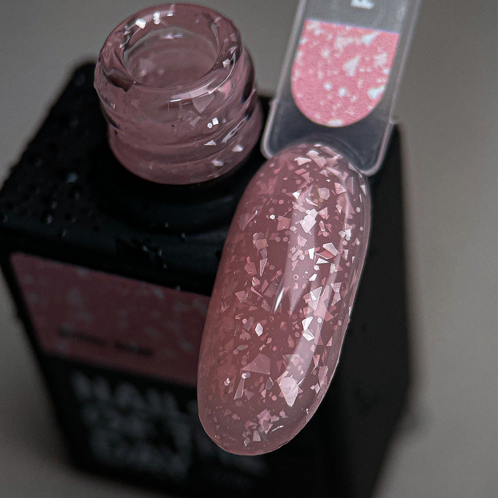 NAILSOFTHEDAY Potal base 13 – base rosa claro con elegante decoracion blanca, 10 ml