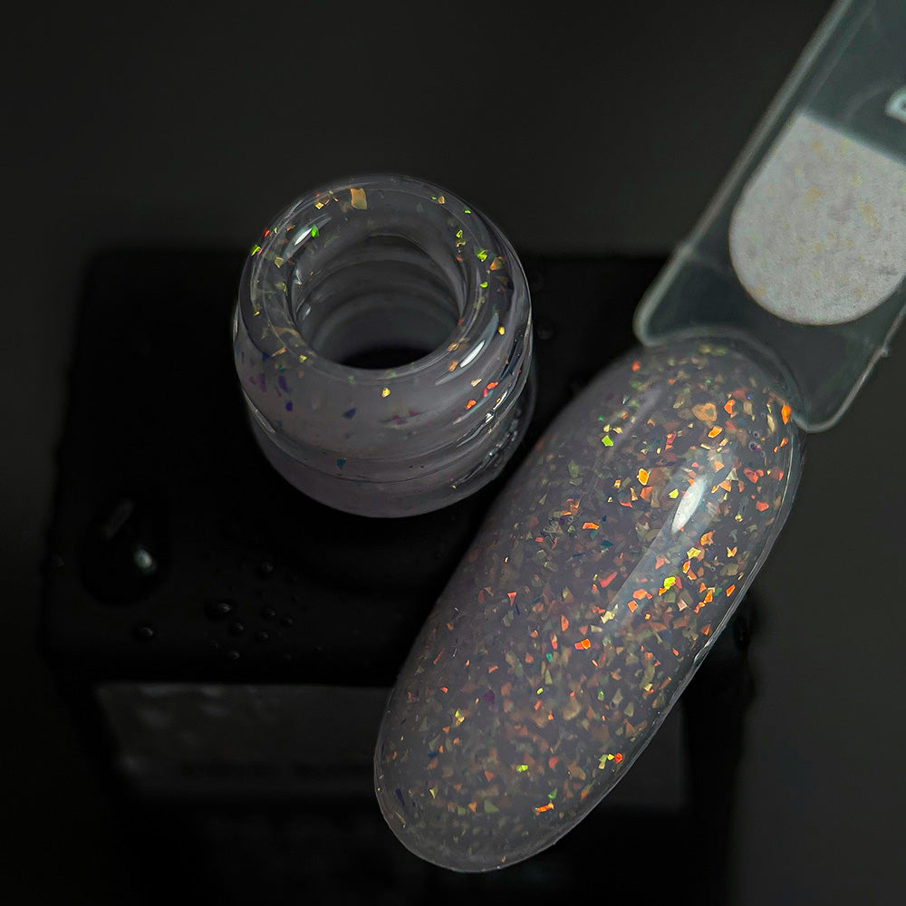 NAILSOFTHEDAY Potal base 18 – base lechosa suave con decoracion holográfica y elegante, 10 ml